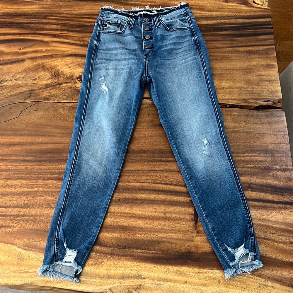 KANCAN DISTRESSED BUTTON FLY JEANS SIZE 7/27